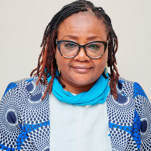 FADIGA- DAUDET BOUAKEMA ( Enseignante CE2 A)