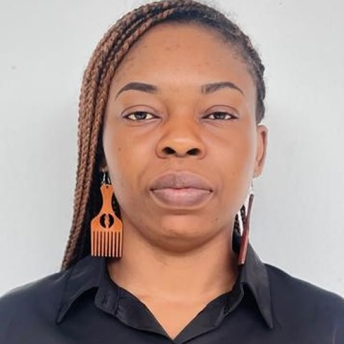 BEUGRE Yace Roxane Elodie ( Professeur Art- Plastique) BEUGRE Yace Roxane Elodie ( Professeur Art- Plastique)