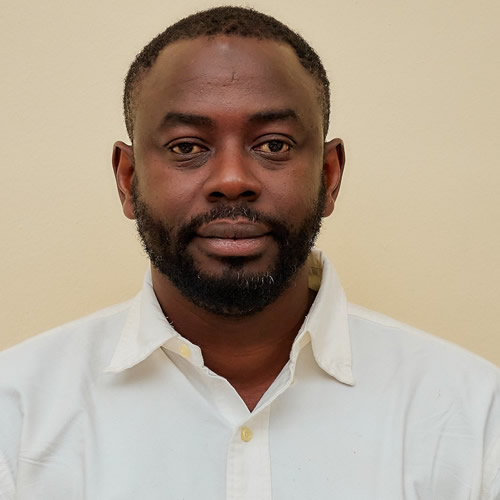 Diop Cheick (Professeur de Physique-Chimie) Diop Cheick (Professeur de Physique-Chimie)